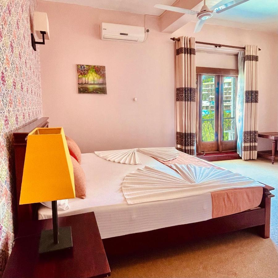 Blinkbonnie Inn Kandy Ngoại thất bức ảnh