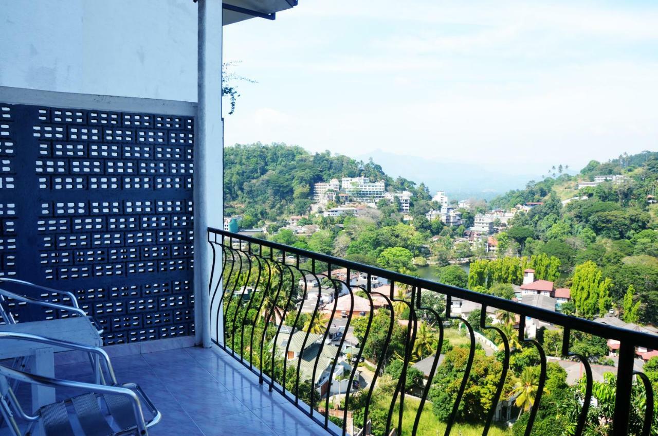 Blinkbonnie Inn Kandy Ngoại thất bức ảnh