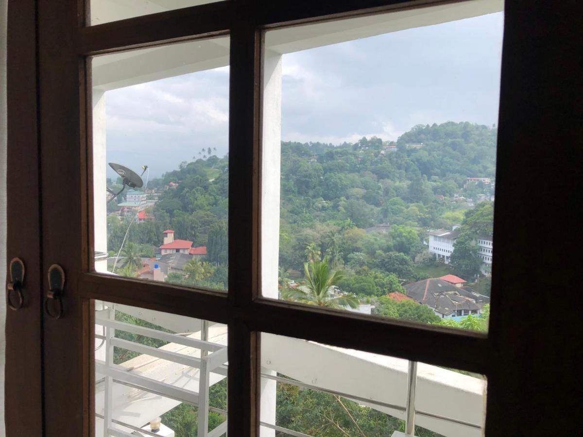 Blinkbonnie Inn Kandy Ngoại thất bức ảnh